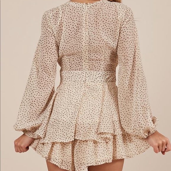 On rotation playsuit in cream - Picture 6 of 10